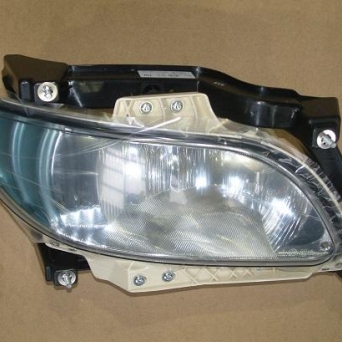 LAMPA PRZECIWMGIELNA DAF XF 106 PRAWA PO 2013