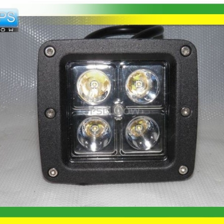 LAMPA ROBOCZA KWADRAT 4 DIOD 4*3W 12W 82*80*76