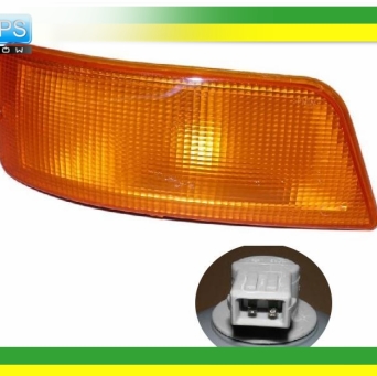 LAMPA KIERUNKOWSKAZ MERCEDES ATEGO PRAWY 98-04