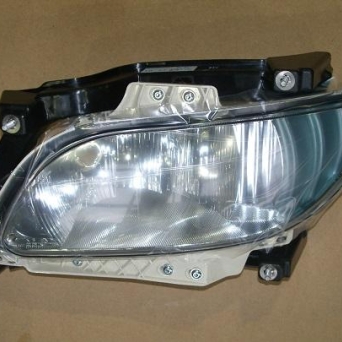 LAMPA PRZECIWMGIELNA DAF XF 106 LEWA PO 2013